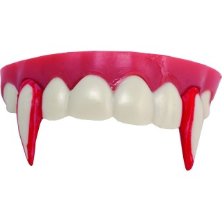 Dentier vampire avec sang