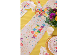 Chemin de table joyeux anniversaire