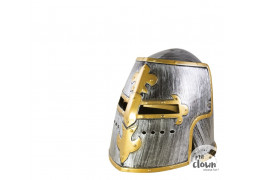 Casque de chevalier gris