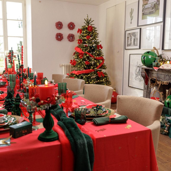 Chemin de table Fourrure Vert – décoration de table pour noël