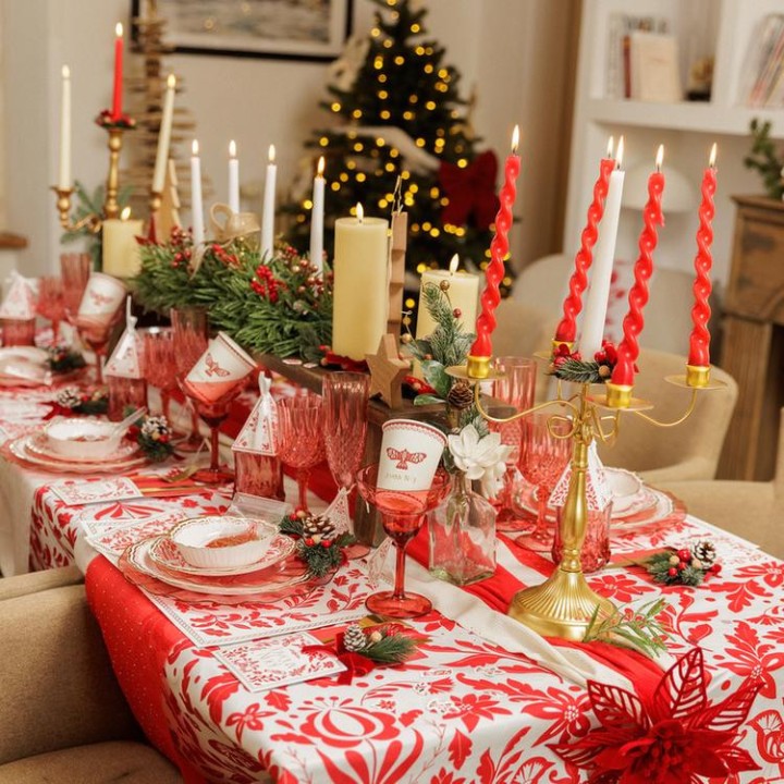 Poinsettia velours rouge ajouré  – décoration de Noël