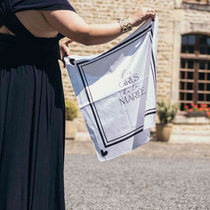 Foulard Satin Les Girls de la Mariée - Accessoire EVJF