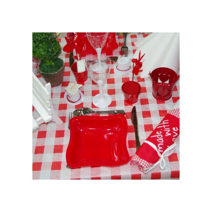 Nappe damassée damier rouge et blanc